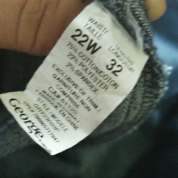 George Jeans - Picture 3 of 4